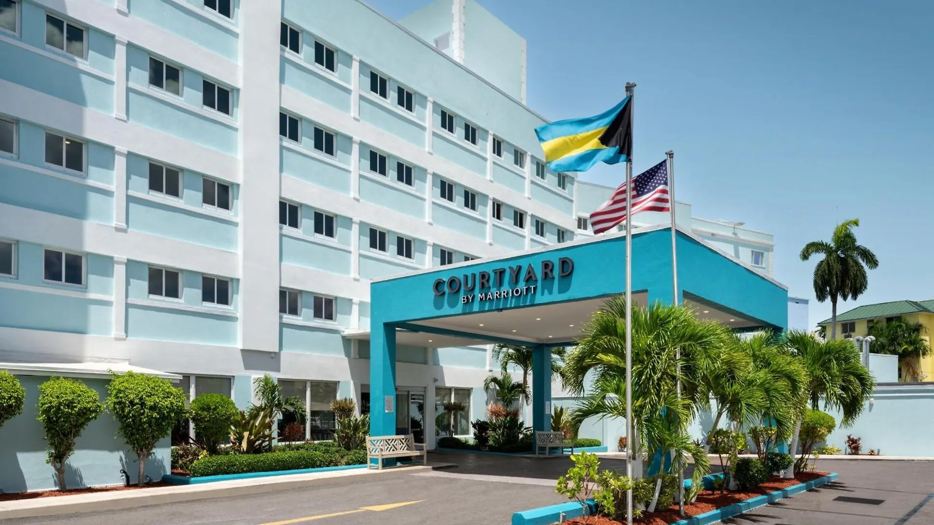 **** Hotel Courtyard By Marriott Nassau Downtown/Junkanoo Beach Bahamas
