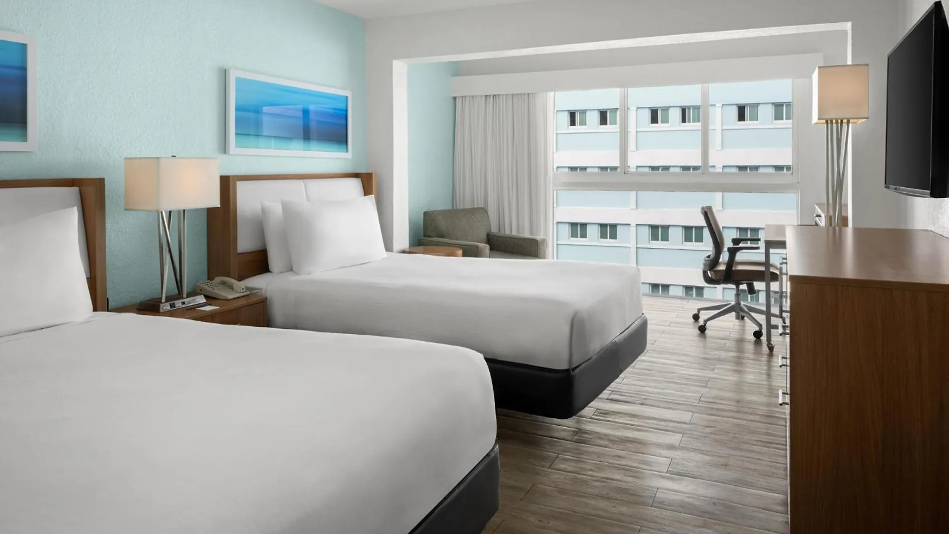 Hotel Courtyard By Marriott Nassau Downtown/Junkanoo Beach